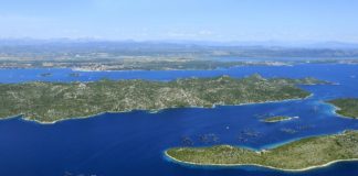 Cromaris