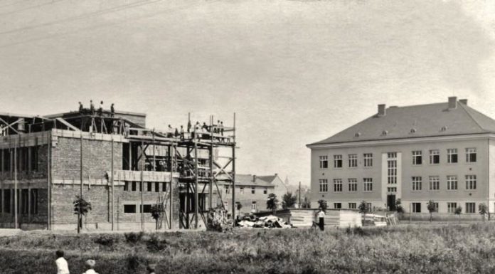 Kako spasiti, obnoviti i sačuvati stare fotografije stare fotografije