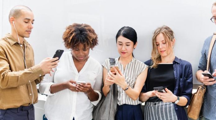 Zuckerberg planira integrirati Instagram, WhatsApp i Facebook Messenger usluge za razmjenu poruka