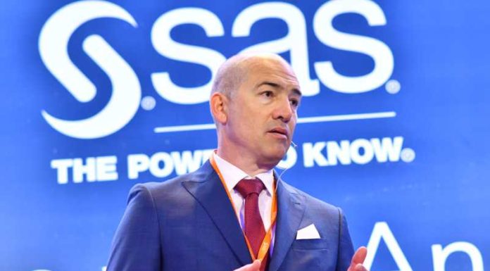 Comping i SAS Institute