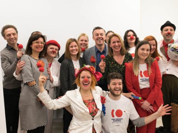Crveni nosovi klaunovidoktori Klaunovidoktori