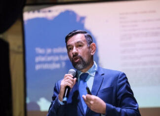 Upute o postupanju s oboljelim turistima su nedostatne i zbrkane postupak s turistima COVID-19