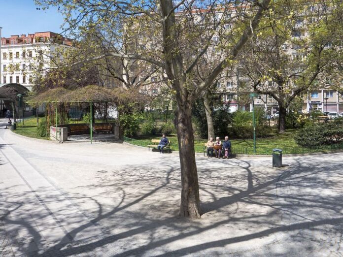 Park kardinala Nagla prije obnove Beč zelena ofenziva