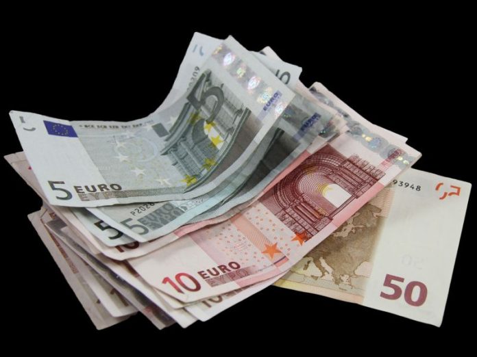 Kako prepoznati krivotvorene eure