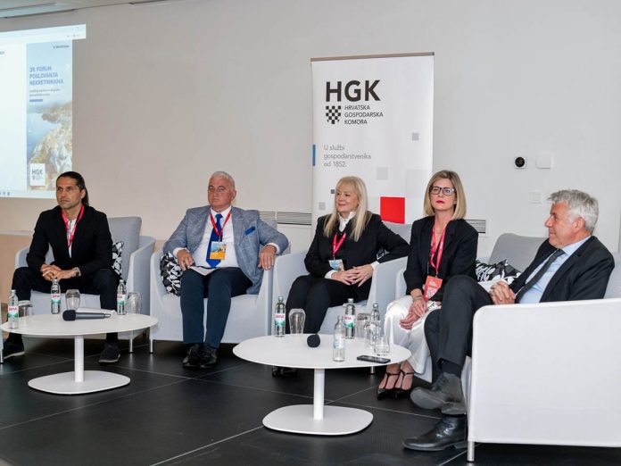 Forum poslovanja nekretninama 2025 Forum poslovanja nekretninama: Boro Vujović, Ivan Bižanović, Jasminka Biliškov, Lana Mihaljinec Knežević, Dubravko Ranilović; izvor HGK