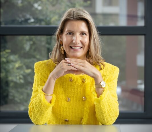 Specijalistica organizacijske i industrijske psihologije te osnivačica i direktorica tvrtke Ramiro Tanja Pureta