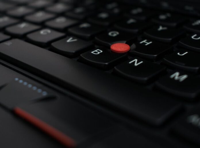 laptop-pixabay Lenovo dobit