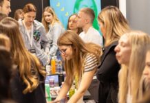 eSTUDENT: Od šačice studenata do utjecajne udruge eStudent