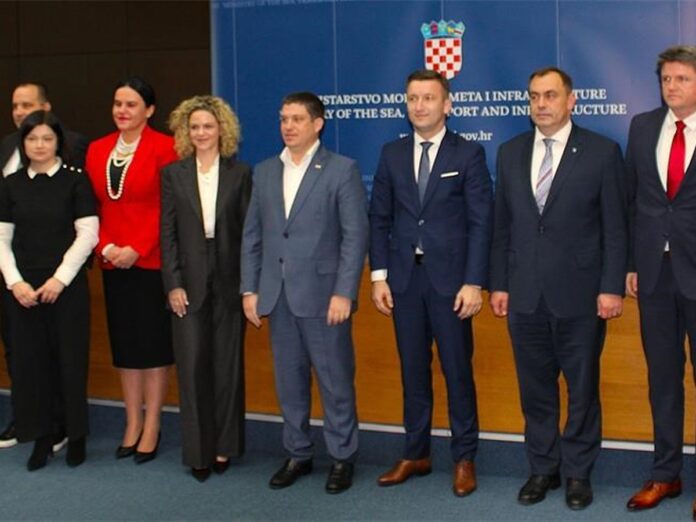 elektricni-autobusi-potpis-ugovora Električni autobusi