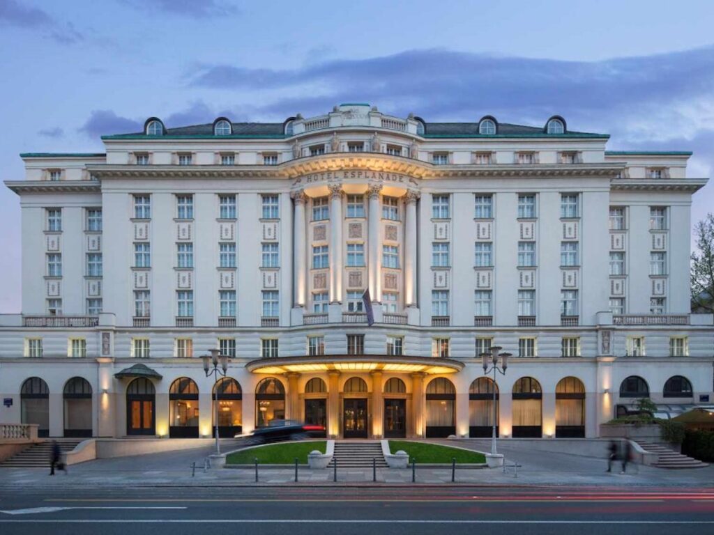 Hotel izvana; izvor Esplanade Zagreb