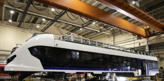 elektrodizelski vlak