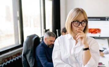 Umor na poslu, foto pexels.com