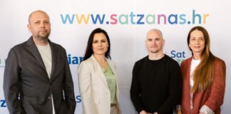 Sat bez ekrana: Allianz Hrvatska projektom želi “vratiti” vrijeme roditeljima i djeci Sat za nas: Dražen Nenadić, Marijana Jakovac, Filip Ude i Ana Sršen