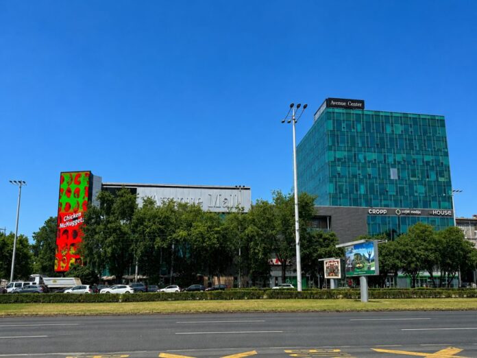 Avenue-Mall