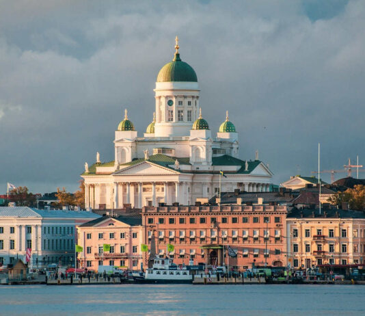 Finska: Kako se upravlja reputacijom zemlje: strategija making happiness happen Helsinki - Finska kao brend